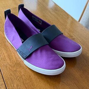 NEW Puma flats